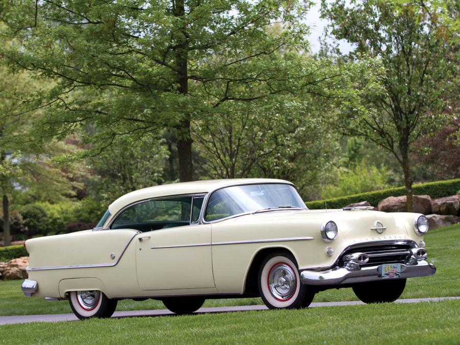 Oldsmobile Super 88 Holiday Coupe '1954